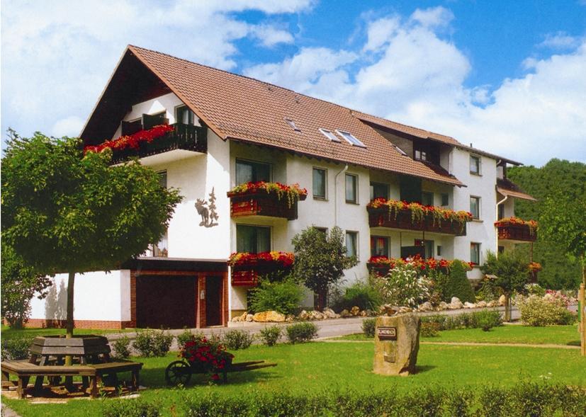 Dorf Gut Hotel Zur Warte Witzenhausen Exterior foto